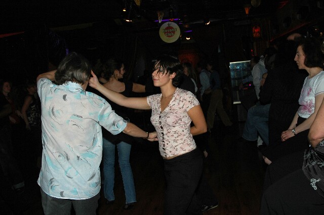 min 2005 12 04 sharkys 135